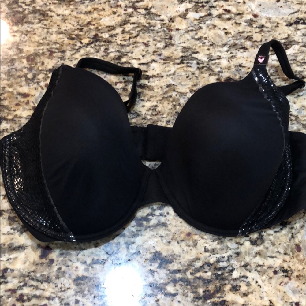 New with tags Victoria Secret Body By Victoria Bra